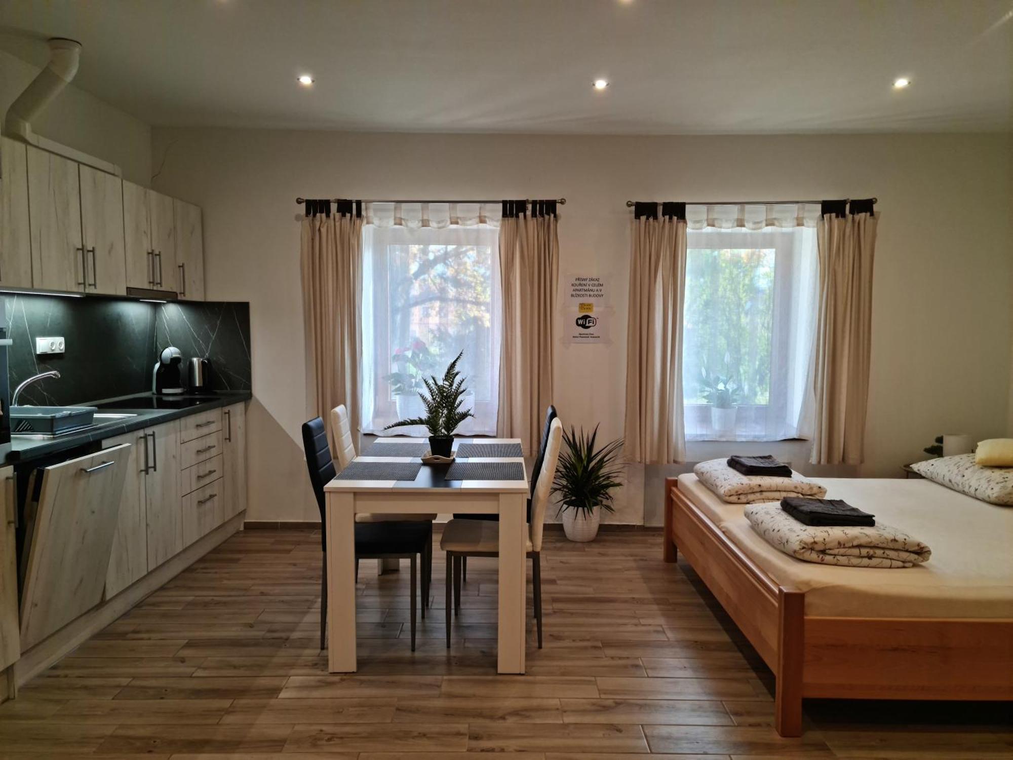 Apartmany Zirec Dvůr Králové nad Labem Exteriör bild